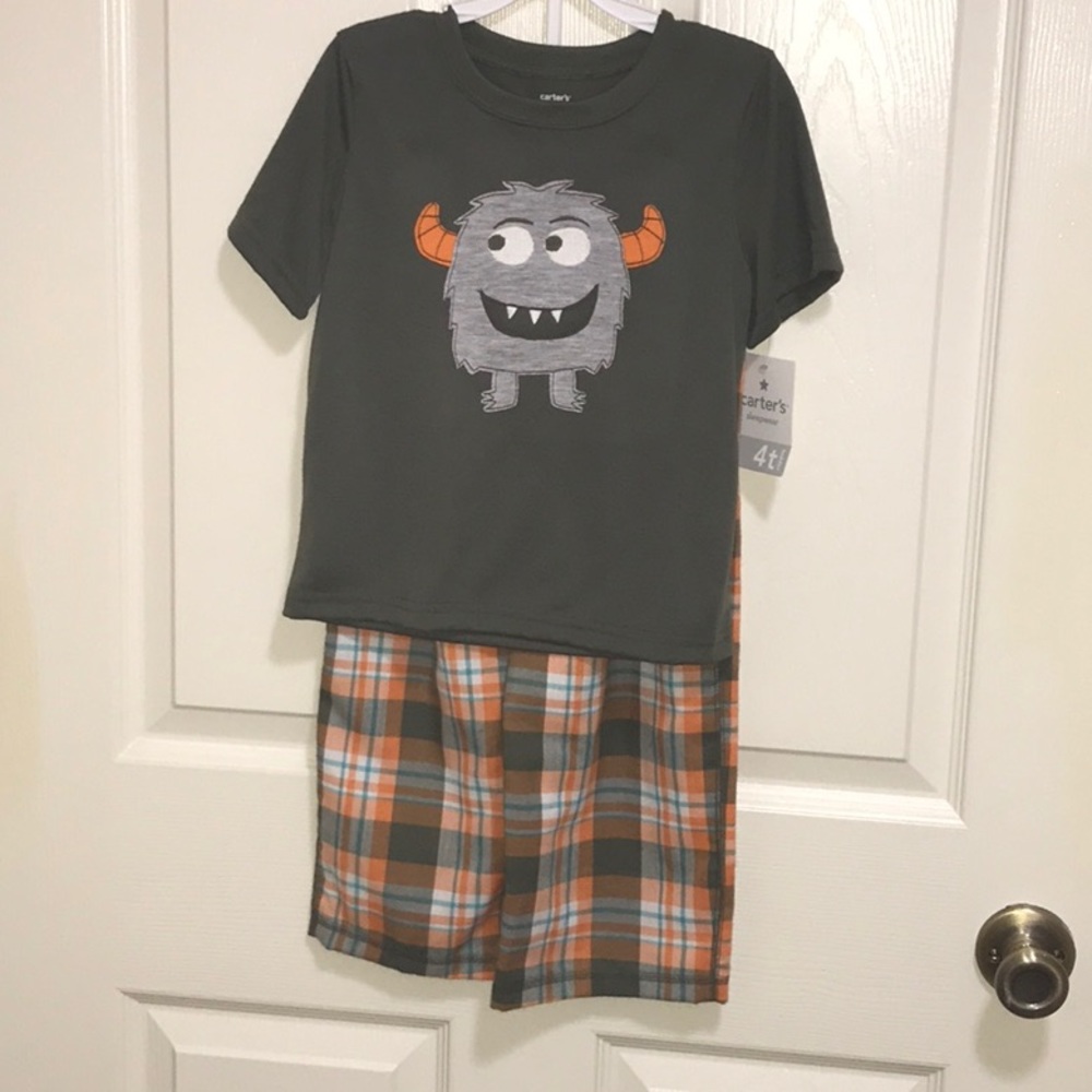 Carter’s 4t sleepwear